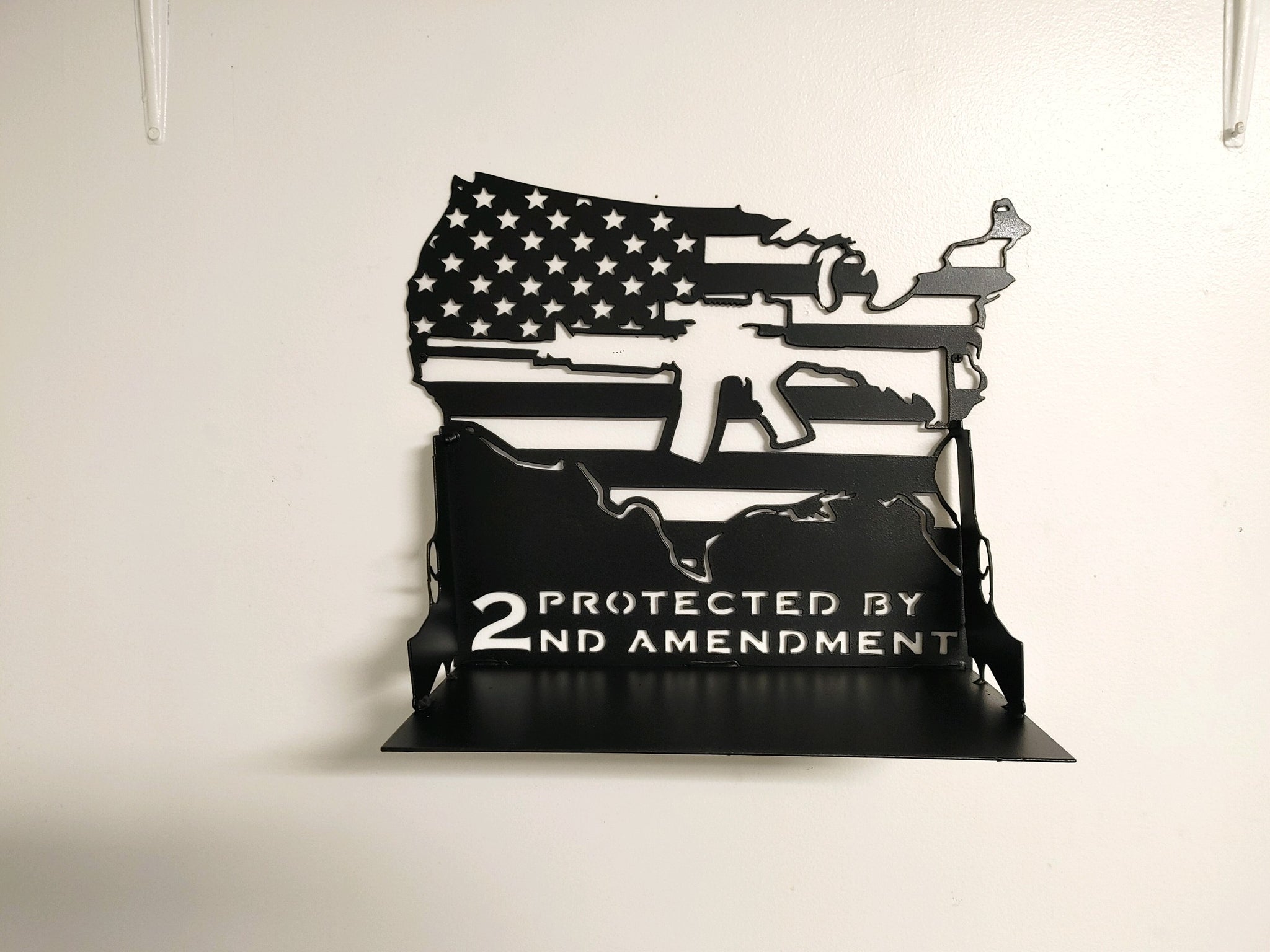 USA Gun Shelf